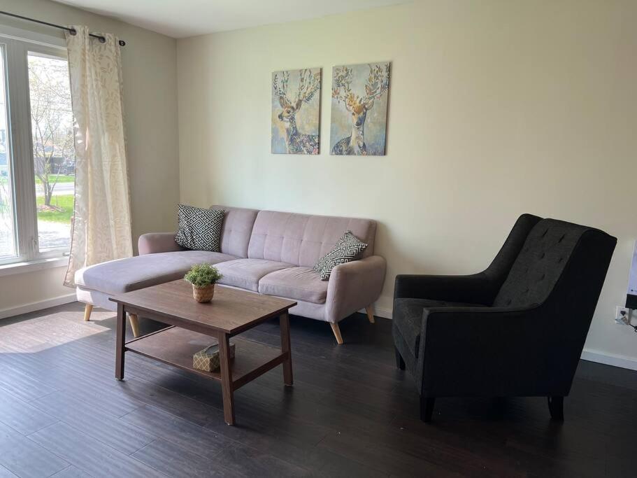 Family Friendly Cottage ☆Walking Distance To Beach Lion's Head Exterior photo